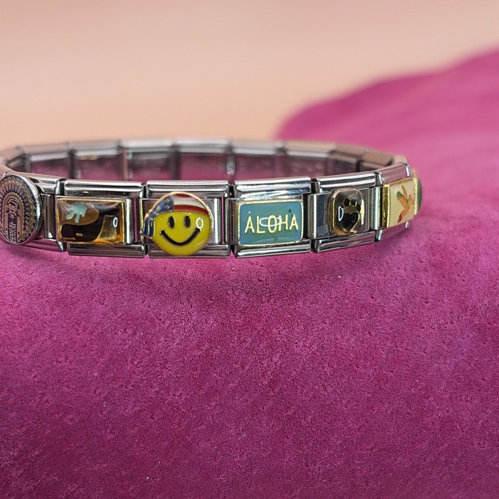 READY TO WEAR Italian Charm Bracelet with 18 Mixed Vintage Charms – Unique Gift - Picture 6 of 6
